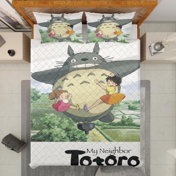 My Neighbor Totoro Poster - Totoro Spinning Quilt Bedding Set-Bed Set, House Decor, My Neighbor Totoro, My Neighbor Totoro Poster