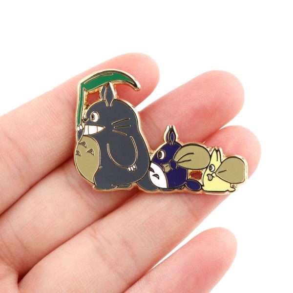 My Friend Totoro - My Neighbor Totoro Family Parade Badge Pin-Accessories, My Friend Totoro, My Neighbor Totoro, Other