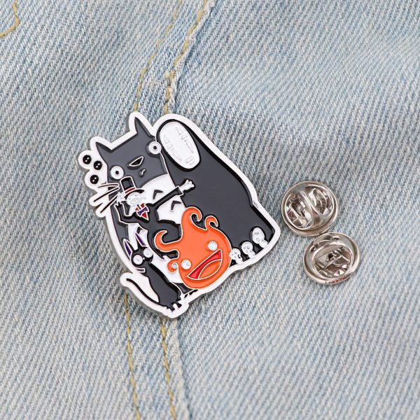 Totoro Dust Sprites - Ghibli Characters Enamel Badge Pin-Accessories, Kiki's Delivery Service, My Neighbor Totoro, Other, princess mononoke, Spirited Away, Totoro Dust Sprites